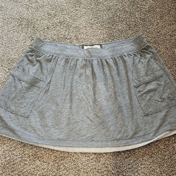 Abercrombie & Fitch Gray Skater Mini Skirt - Picture 1 of 3